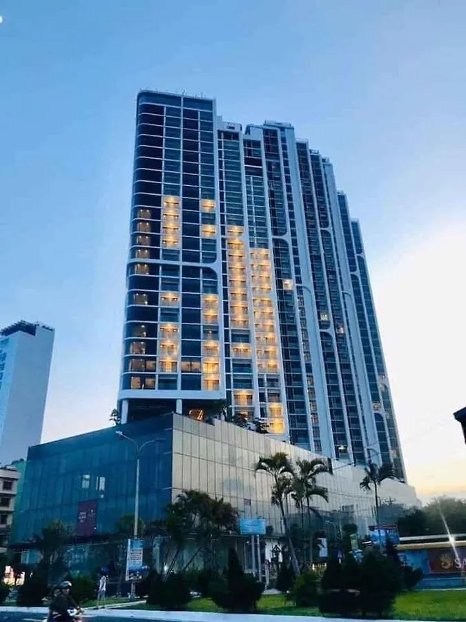Апартаменты Scenia Bay Oceanfront By Housing Нячанг