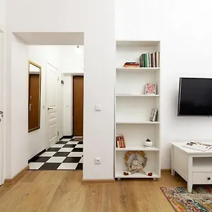 https://sweet-home-apartment.hotelslviv.net