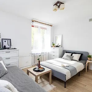 https://super-apart-dzielna-9a.warsawhotelspoland.com