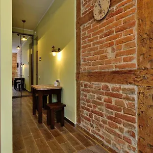 https://mini-loft-on-rynok-square.hotelslviv.net